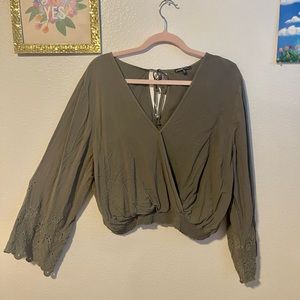 Green cropped long sleeve